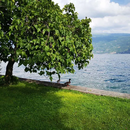 San Giacomo Exclusive Lakefront With Stunning Lake Views And Private Lakefront Garden *