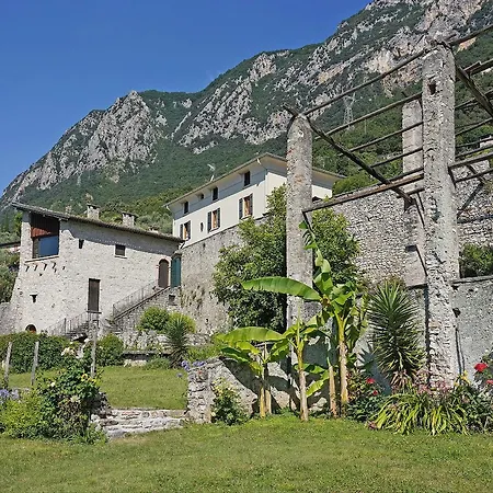 Villa San Giacomo Exclusive Lakefront With Stunning Lake Views And Private Lakefront Garden Gargnano