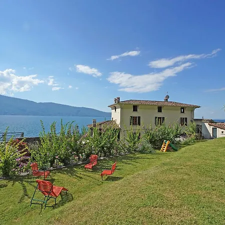 Villa San Giacomo Exclusive Lakefront With Stunning Lake Views And Private Lakefront Garden