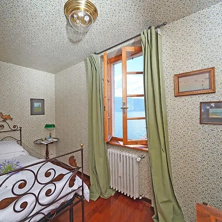 San Giacomo Exclusive Lakefront With Stunning Lake Views And Private Lakefront Garden